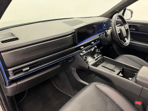 DY25XAF Hyundai Santa Fe 1.6 TGDi Plug-in Hybrid Calligraphy 5dr 4WD Auto Thumbnail #17