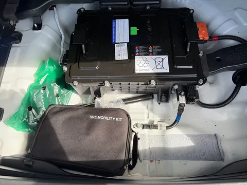 DU23CTK Hyundai Kona 1.0 TGDi 48V MHEV Ultimate 5dr Thumbnail #36