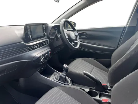 MD72VXT Hyundai i20 1.0T GDi 48V MHD SE Connect 5dr Thumbnail #4