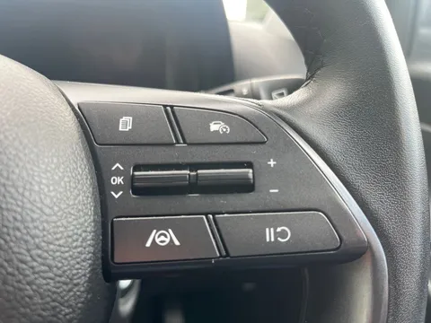 MD72VXT Hyundai i20 1.0T GDi 48V MHD SE Connect 5dr Thumbnail #23