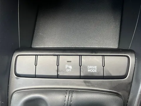 MD72VXT Hyundai i20 1.0T GDi 48V MHD SE Connect 5dr Thumbnail #25