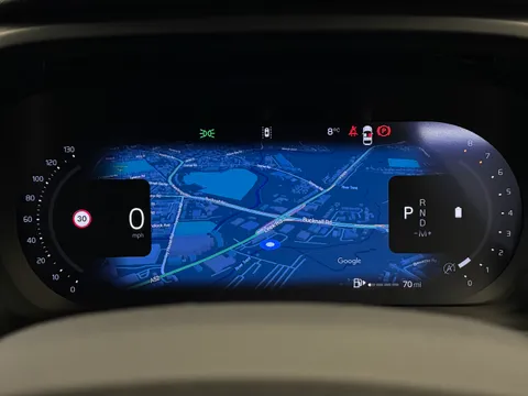 OV25DVN Volvo XC40 2.0 B3P Plus Dark 5dr Auto Thumbnail #31