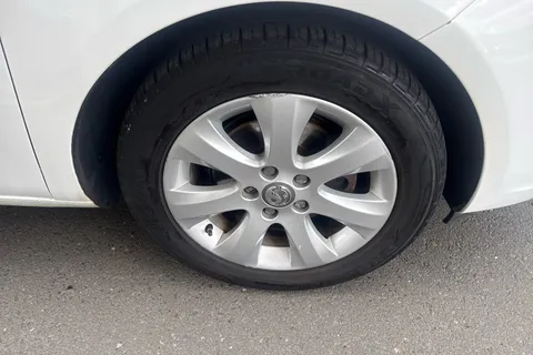 LG67ZHU Vauxhall Meriva 1.4i 16V Life 5dr Thumbnail #15