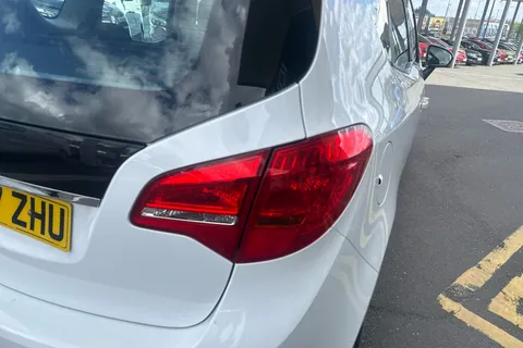 LG67ZHU Vauxhall Meriva 1.4i 16V Life 5dr Thumbnail #24