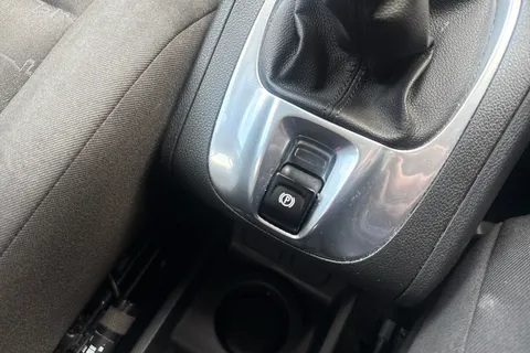 LG67ZHU Vauxhall Meriva 1.4i 16V Life 5dr Thumbnail #30