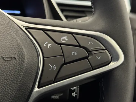 HT24YPX Renault Clio 1.6 E-TECH full hybrid 145 Techno 5dr Auto Thumbnail #12