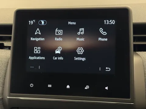 HT24YPX Renault Clio 1.6 E-TECH full hybrid 145 Techno 5dr Auto Thumbnail #13