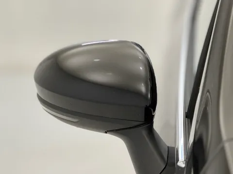 HT24YPX Renault Clio 1.6 E-TECH full hybrid 145 Techno 5dr Auto Thumbnail #24