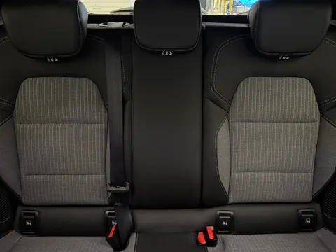 HT24YPX Renault Clio 1.6 E-TECH full hybrid 145 Techno 5dr Auto Thumbnail #27