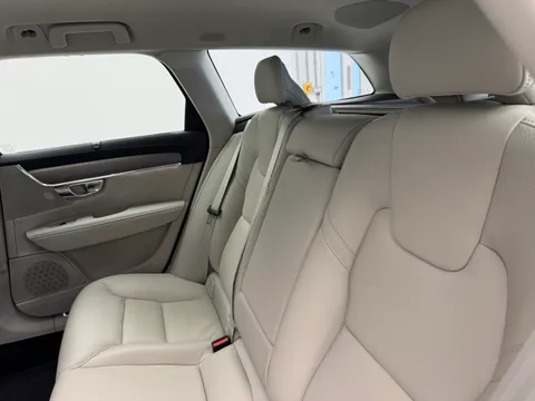 DU25WBV Volvo V90 2.0 T6 [350] PHEV Plus Dark 5dr AWD Auto Thumbnail #12