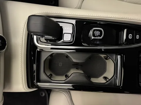DU25WBV Volvo V90 2.0 T6 [350] PHEV Plus Dark 5dr AWD Auto Thumbnail #21