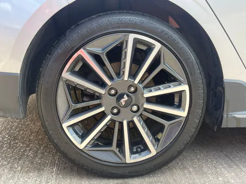 MT72LZR Hyundai i20 1.0T GDi 48V MHD 120 N Line 5dr Thumbnail #7