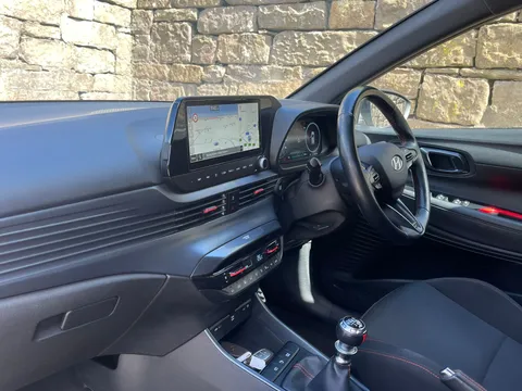 MT72LZR Hyundai i20 1.0T GDi 48V MHD 120 N Line 5dr Thumbnail #21