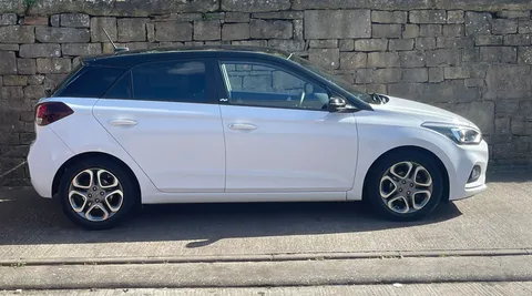 MK70NWE Hyundai i20 1.2 MPi Play 5dr Thumbnail #2