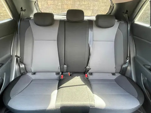 MK70NWE Hyundai i20 1.2 MPi Play 5dr Thumbnail #19