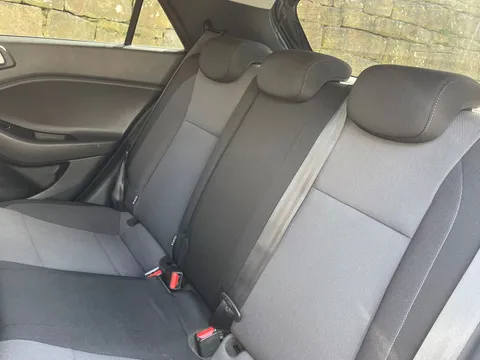 MK70NWE Hyundai i20 1.2 MPi Play 5dr Thumbnail #22