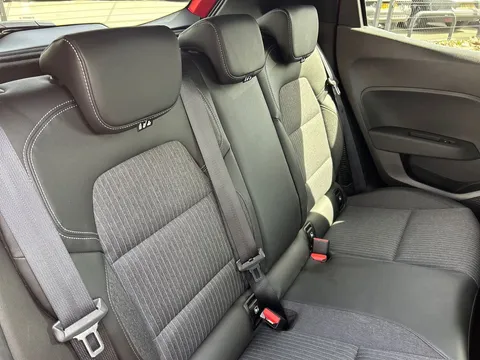 BP72XEC Renault Clio 1.6 E-TECH full hybrid 145 Techno 5dr Auto Thumbnail #11