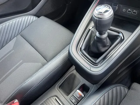 HT25CWV Renault Clio 1.0 TCe 90 Esprit Alpine 5dr Thumbnail #14