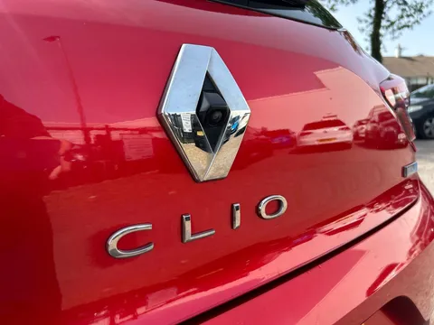 BP72XEC Renault Clio 1.6 E-TECH full hybrid 145 Techno 5dr Auto Thumbnail #28