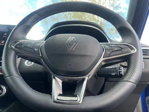 HT25CWV Renault Clio 1.0 TCe 90 Esprit Alpine 5dr Thumbnail #33