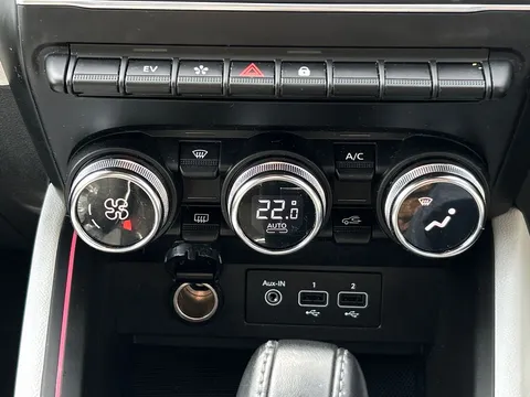 BP72XEC Renault Clio 1.6 E-TECH full hybrid 145 Techno 5dr Auto Thumbnail #31