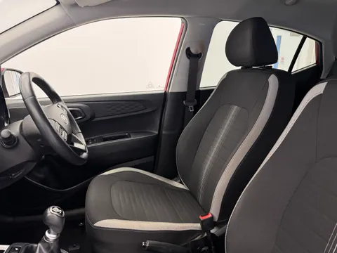 DX72ZXF Hyundai i10 1.0 MPi Premium 5dr Thumbnail #13