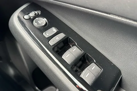 DW23FWK Honda Hr-V 1.5 eHEV Advance 5dr CVT Thumbnail #22