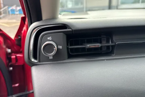 DW23FWK Honda Hr-V 1.5 eHEV Advance 5dr CVT Thumbnail #34