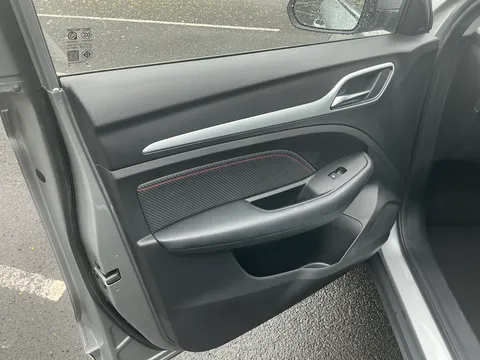 DE23RUU Mg Motor Uk Zs 1.5 VTi-TECH Exclusive 5dr Thumbnail #50