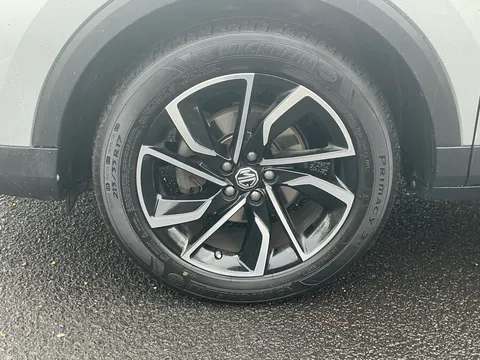 DE23RUU Mg Motor Uk Zs 1.5 VTi-TECH Exclusive 5dr Thumbnail #15