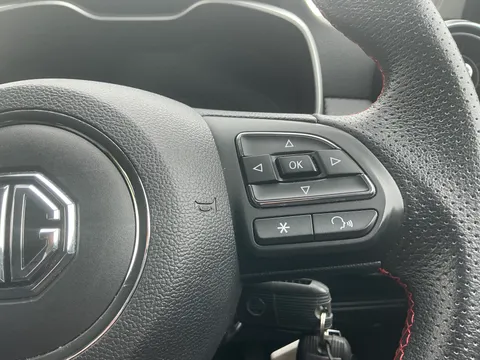 DE23RUU Mg Motor Uk Zs 1.5 VTi-TECH Exclusive 5dr Thumbnail #30