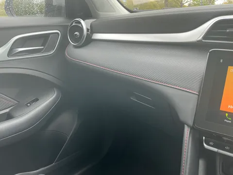 DE23RUU Mg Motor Uk Zs 1.5 VTi-TECH Exclusive 5dr Thumbnail #33