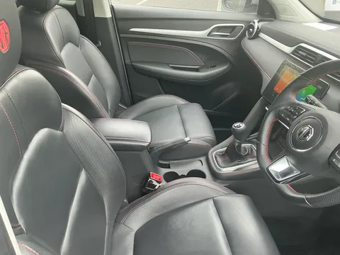 DE23RUU Mg Motor Uk Zs 1.5 VTi-TECH Exclusive 5dr Thumbnail #38