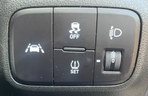 EK23VYN Hyundai i10 1.0 T-GDi N Line 5dr Thumbnail #11