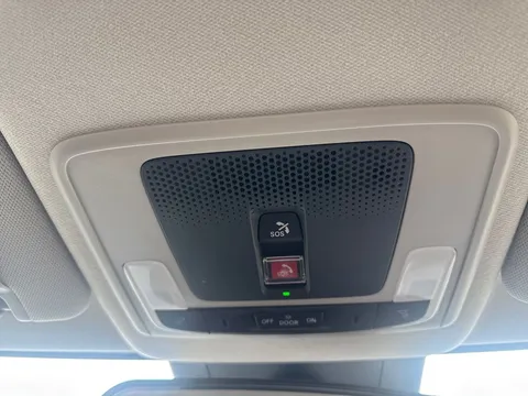 DF24ZRN Honda Hr-V 1.5 eHEV Elegance 5dr CVT Thumbnail #19