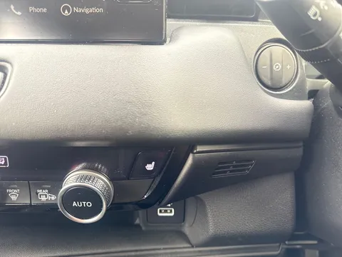 DF24ZRN Honda Hr-V 1.5 eHEV Elegance 5dr CVT Thumbnail #20