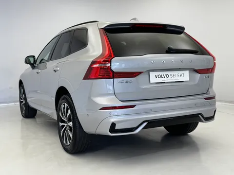 RA74LOH Volvo XC60 2.0 B5P Plus Dark 5dr AWD Geartronic Thumbnail #8