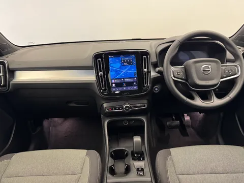 RE25LBL Volvo XC40 2.0 B3P Core 5dr Auto Thumbnail #10