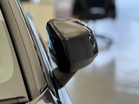 RE25LBL Volvo XC40 2.0 B3P Core 5dr Auto Thumbnail #31