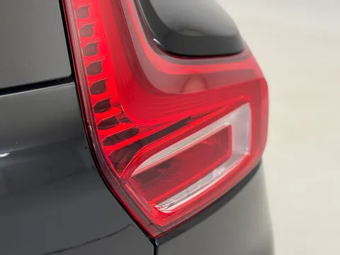 RE25LBL Volvo XC40 2.0 B3P Core 5dr Auto Thumbnail #33