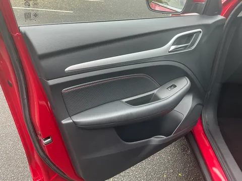 DF71UYV Mg Motor Uk Zs 1.5 VTi-TECH Exclusive 5dr Thumbnail #49