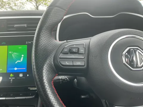 DF71UYV Mg Motor Uk Zs 1.5 VTi-TECH Exclusive 5dr Thumbnail #29