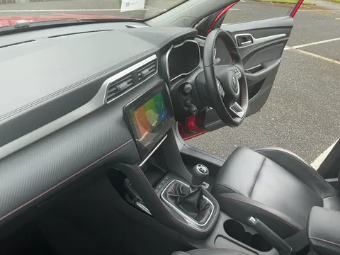 DF71UYV Mg Motor Uk Zs 1.5 VTi-TECH Exclusive 5dr Thumbnail #46