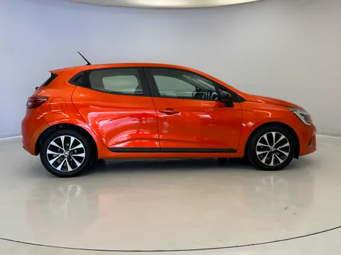 DY73NWU Renault Clio 1.0 TCe 90 Evolution 5dr Thumbnail #5