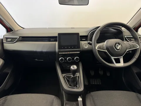 DY73NWU Renault Clio 1.0 TCe 90 Evolution 5dr Thumbnail #11