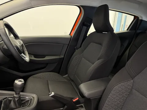 DY73NWU Renault Clio 1.0 TCe 90 Evolution 5dr Thumbnail #13