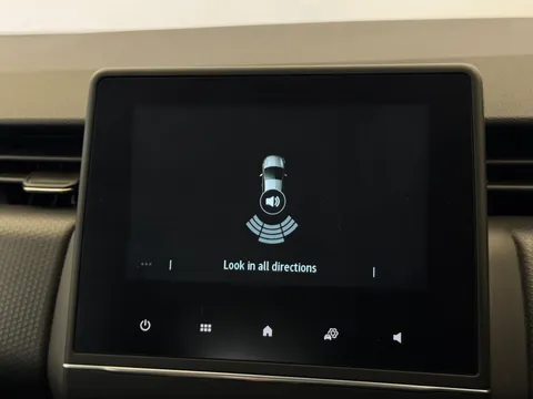 DY73NWU Renault Clio 1.0 TCe 90 Evolution 5dr Thumbnail #23