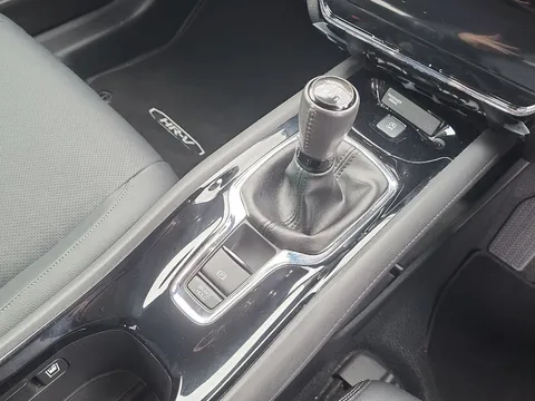 DA69KYG Honda Hr-V 1.6 i-DTEC EX 5dr Thumbnail #21