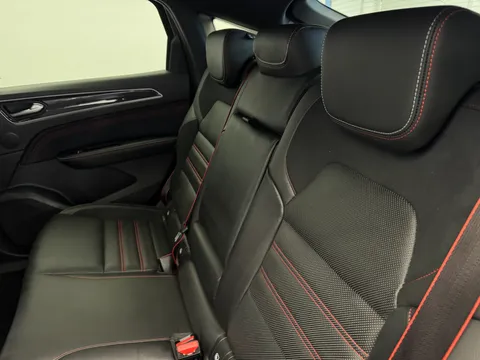 10 of 35 for Renault ARKANA 1.3 Mild hybrid 140 R.S. Line 5dr EDC