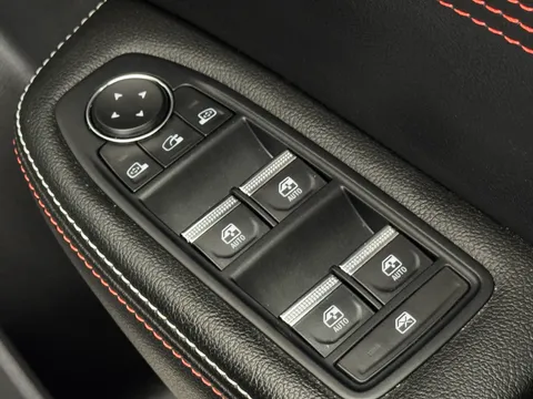 19 of 35 for Renault ARKANA 1.3 Mild hybrid 140 R.S. Line 5dr EDC